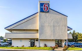 Motel 6 Grove City